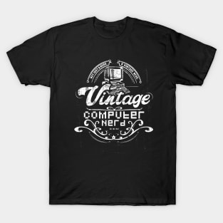 Vintage Computer Nerd Funny Geeky T-Shirt